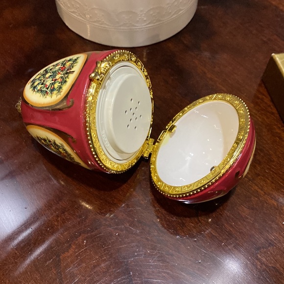 🎄Mr Christmas Music Box Egg Ornament - Picture 3 of 7